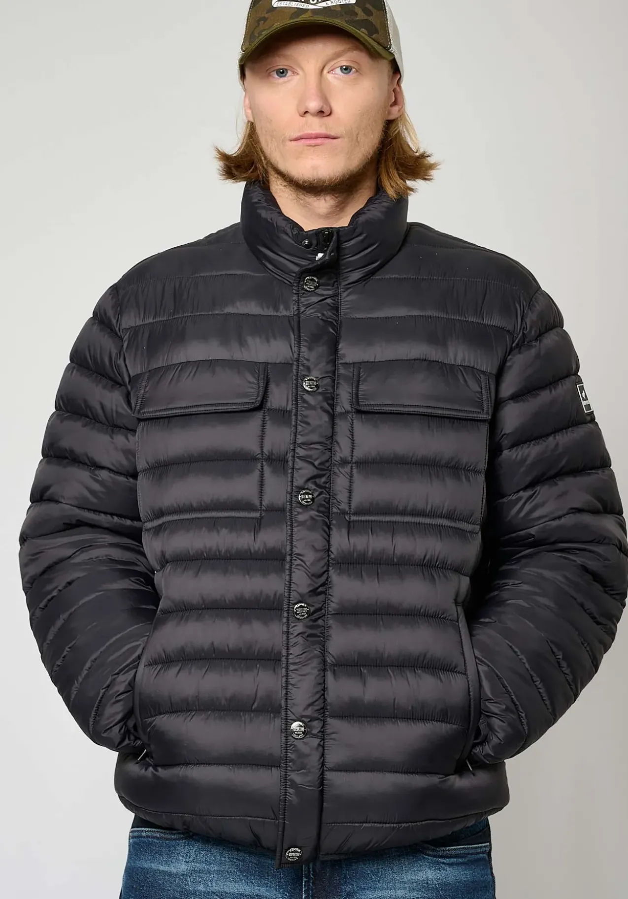 Kaporal Vestes<BORA