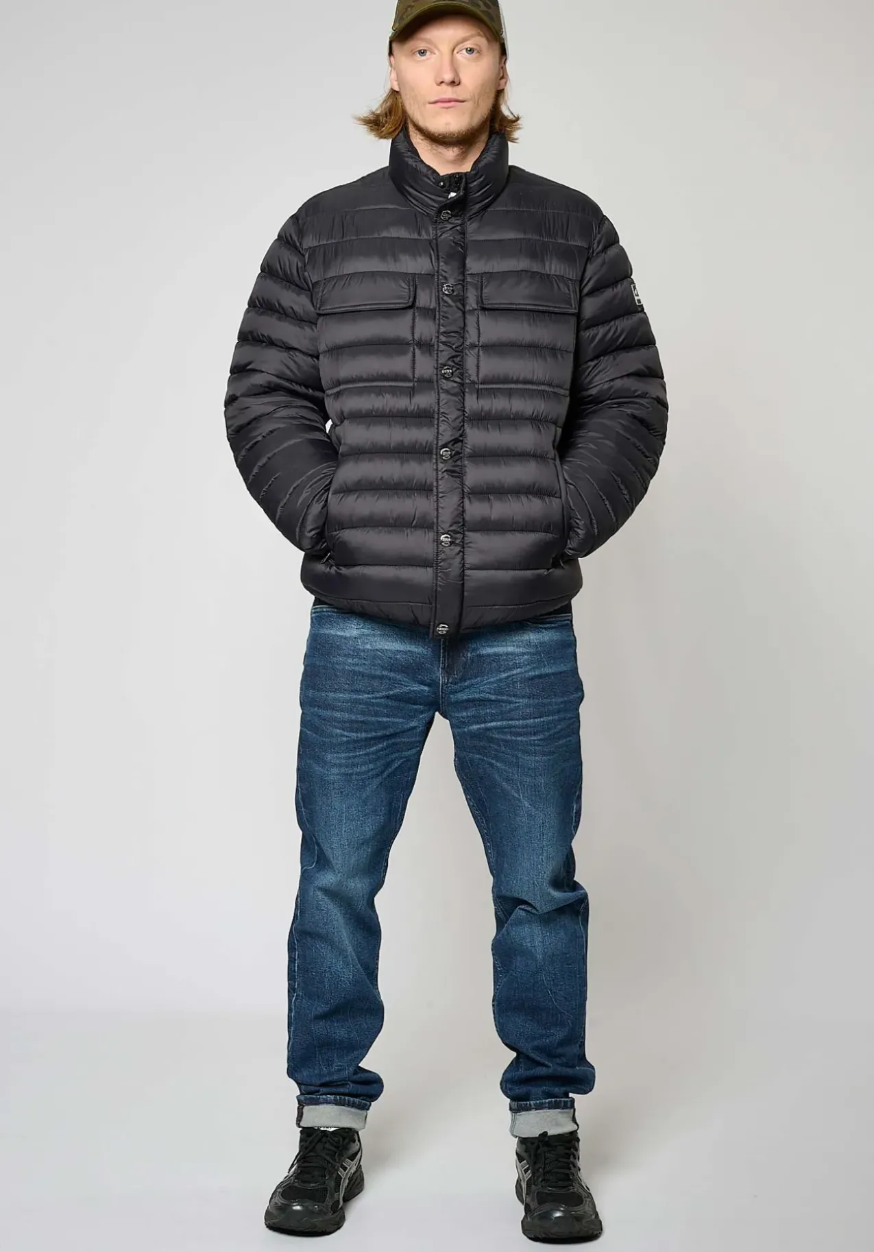 Kaporal Vestes<BORA