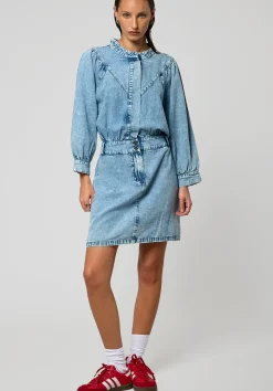 Kaporal Robes<MYRIL